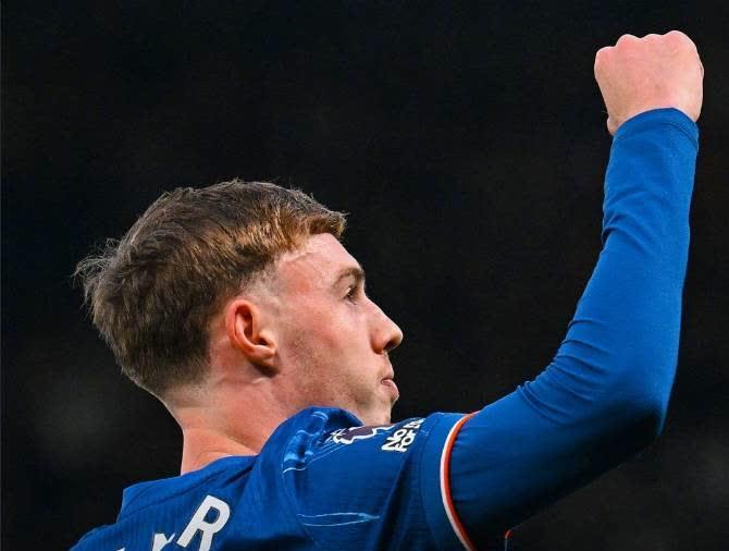 世俱杯参赛资格-湖南队惊险比赛微胜,为球队保持不败纪录的简单介绍