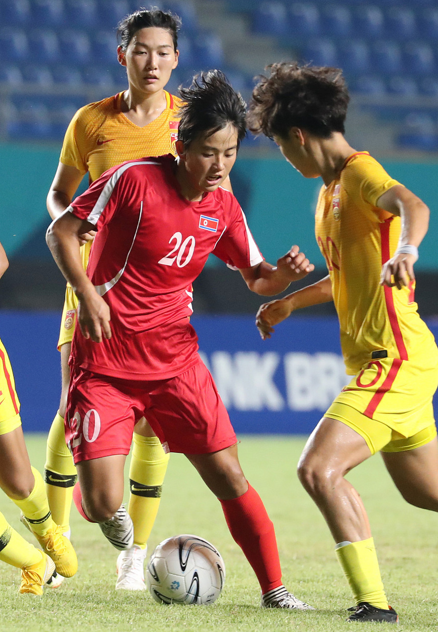 浙江女足队员支援默契大比分获胜的简单介绍 浙江女足队员支援默契大比分获胜的简单介绍