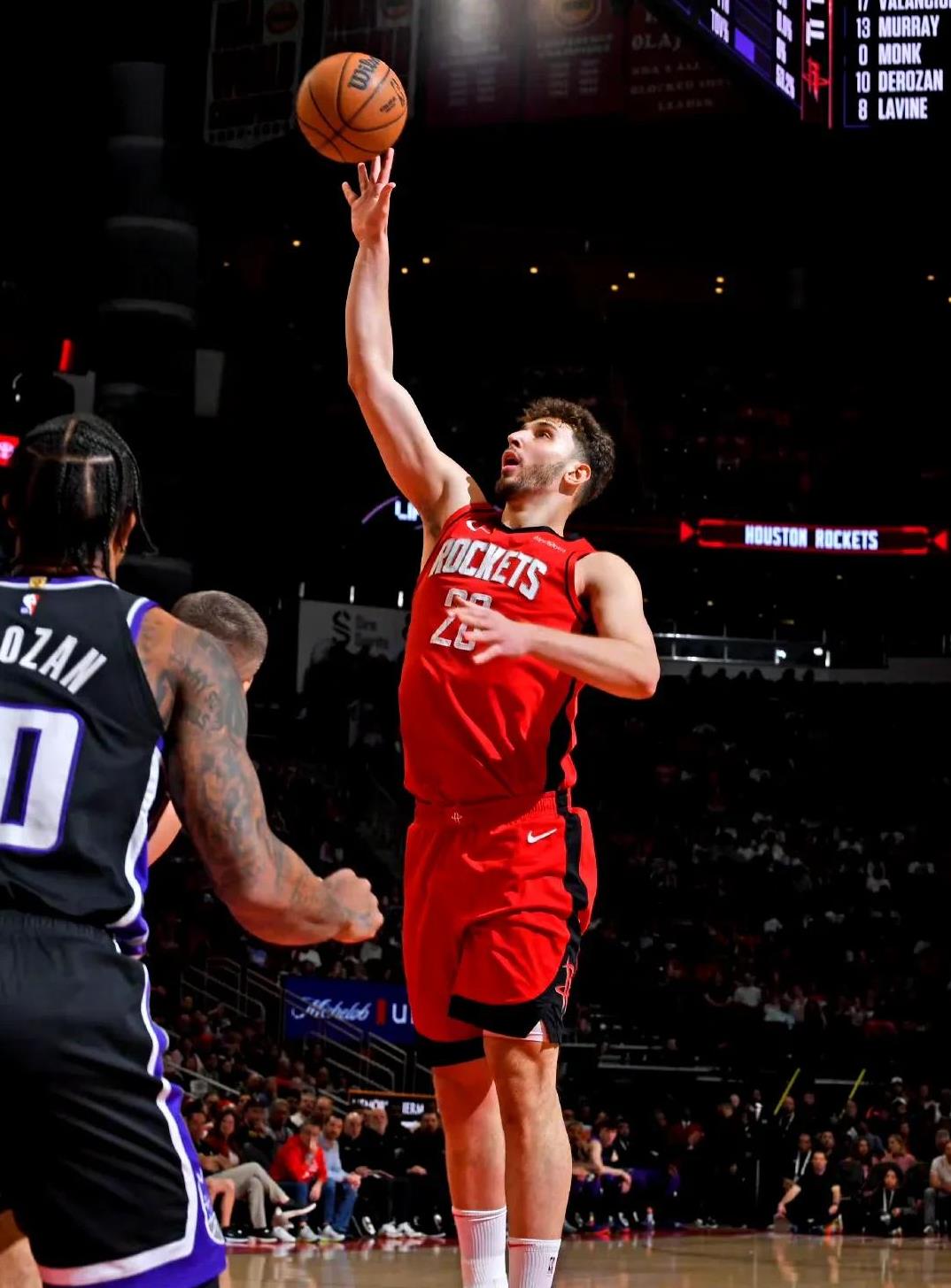 世俱杯参赛资格-火箭队主教练赛后表态,拒绝接受责任指责