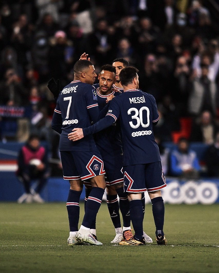 世俱杯官网-梅斯主场保持不败，豪取三分