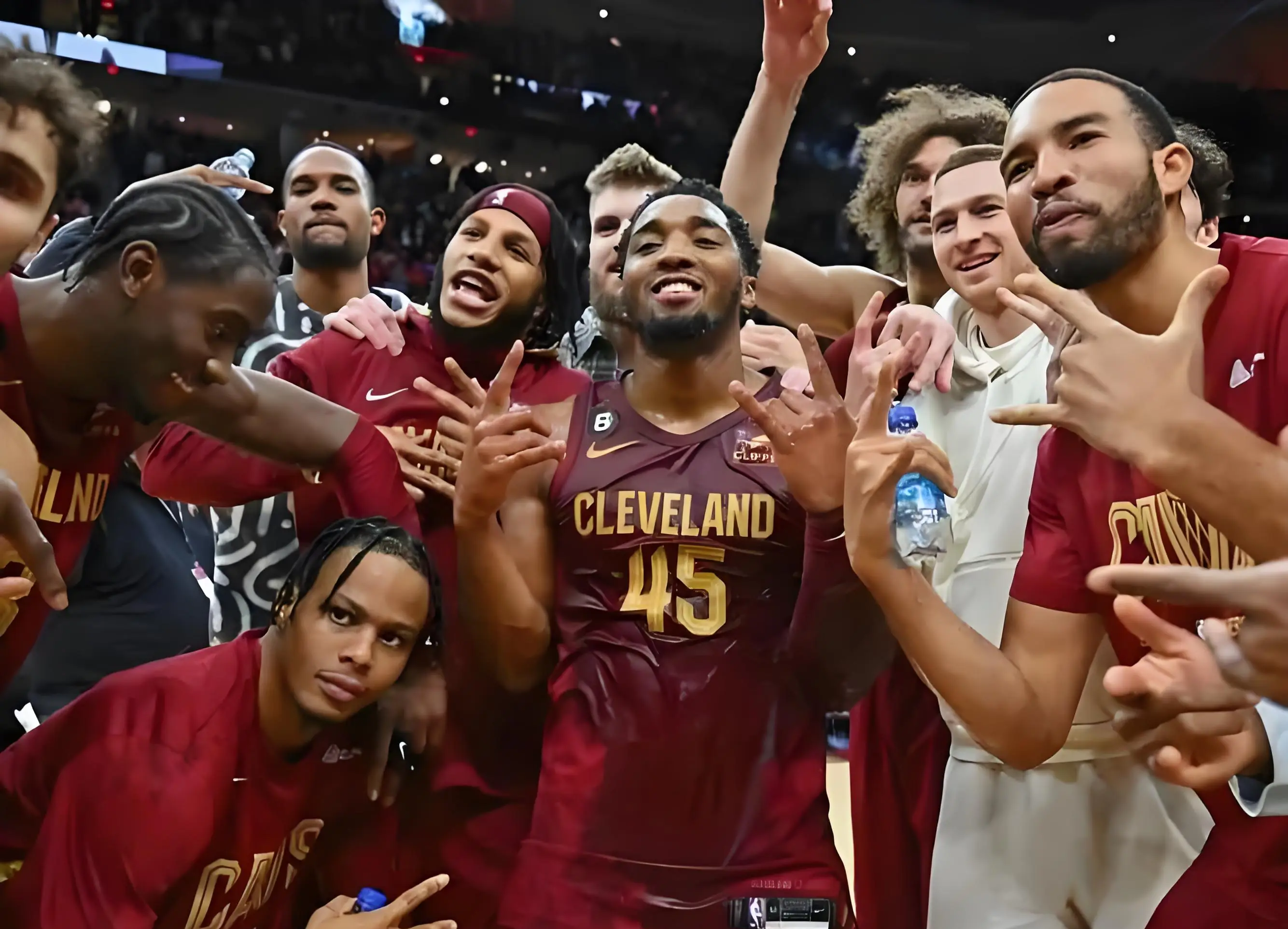 世俱杯2025-勇士对阵独行侠，西部豪强比拼谁主沉浮