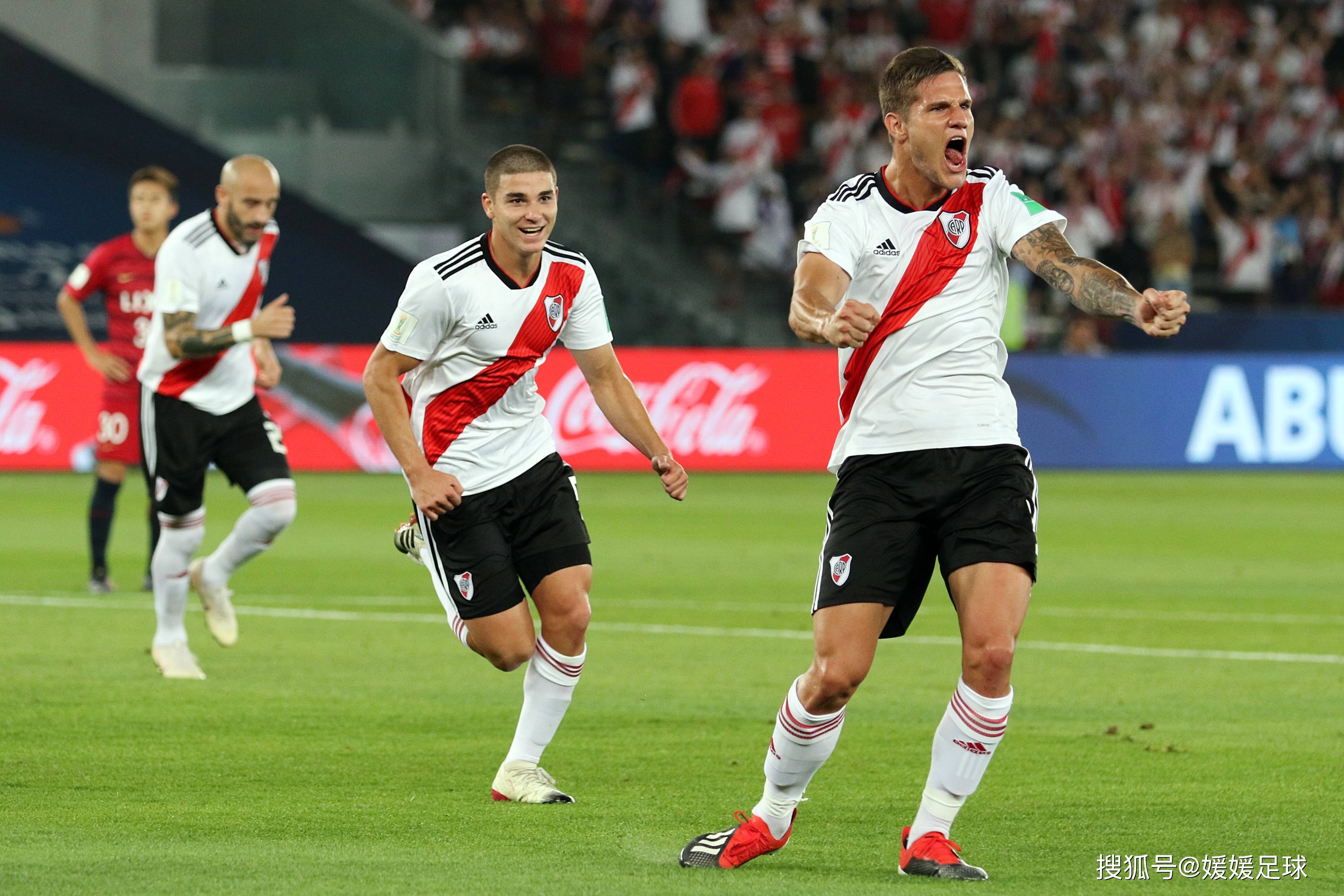 汉堡客场不敌勒沃库森，降级压力加大