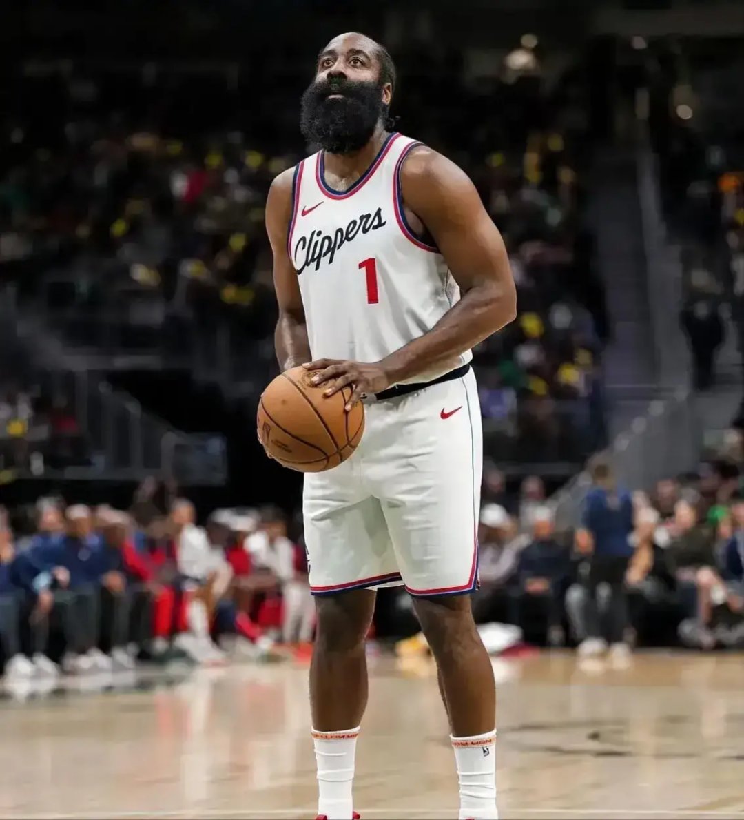 世俱杯改制-快船惨败马刺,常规赛开门黑的简单介绍