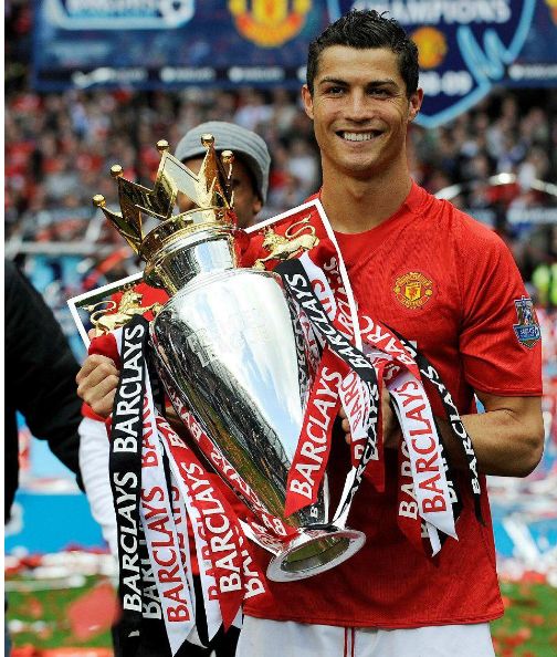 世俱杯-足球世界杯季军争夺战,荷兰队勇夺冠军头衔