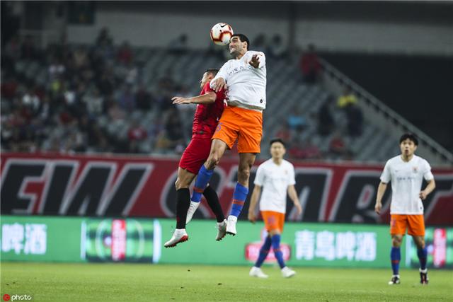 武汉卓尔取得连胜，冲击积分榜前列