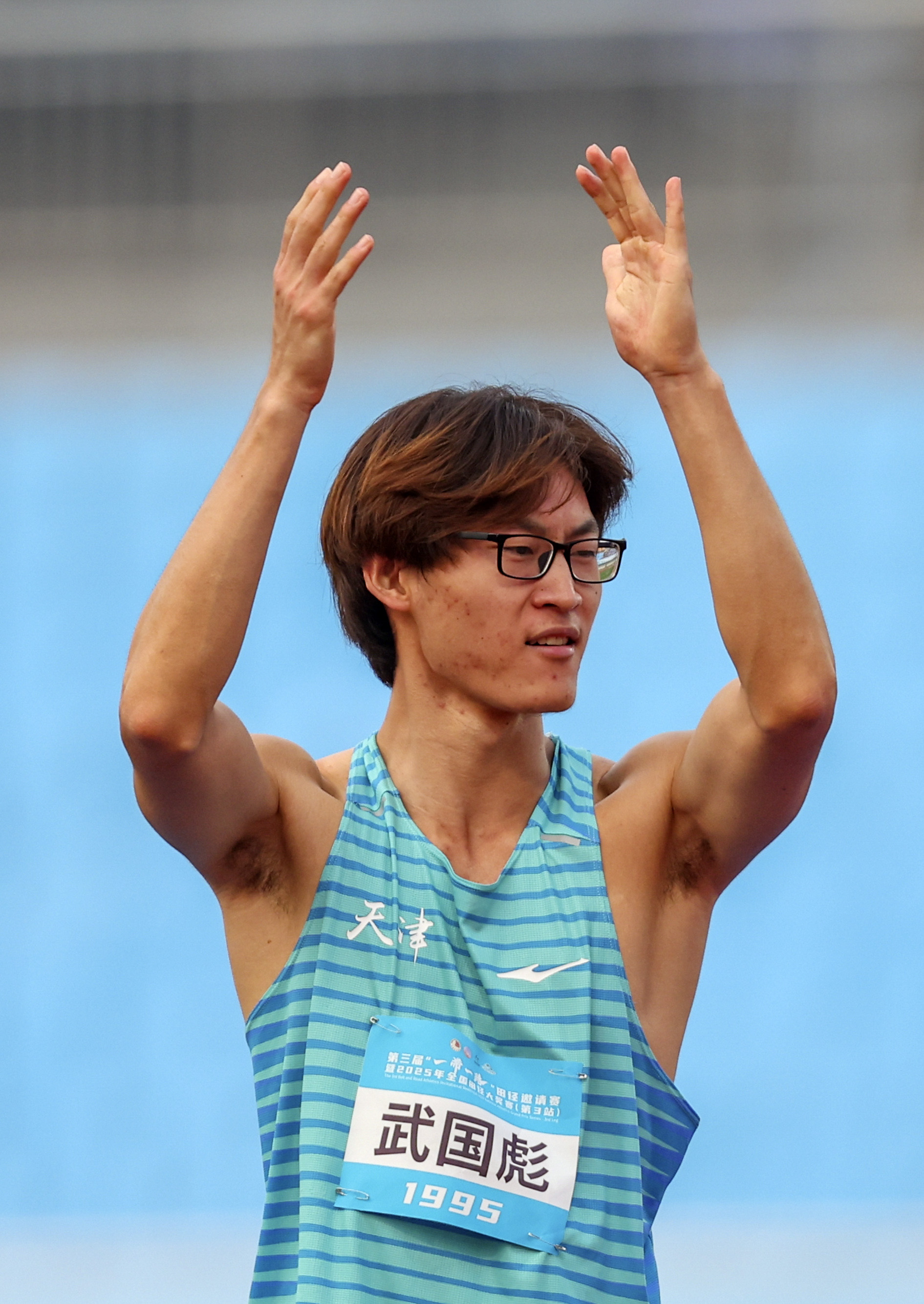 湖北田径选手凭实力获胜,夺得金牌 湖北田径选手凭实力获胜,夺得金牌