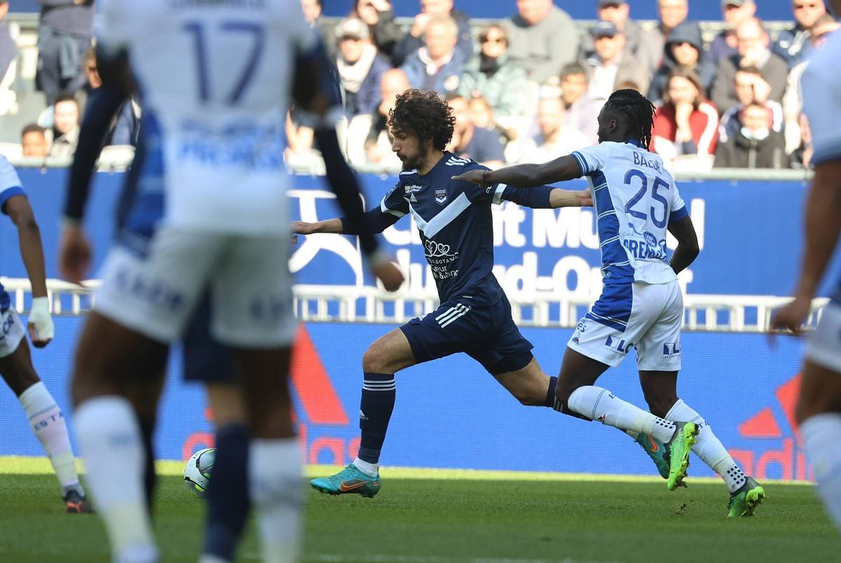 南特大胜特鲁瓦,呈现绝佳状态 南特大胜特鲁瓦,呈现绝佳状态