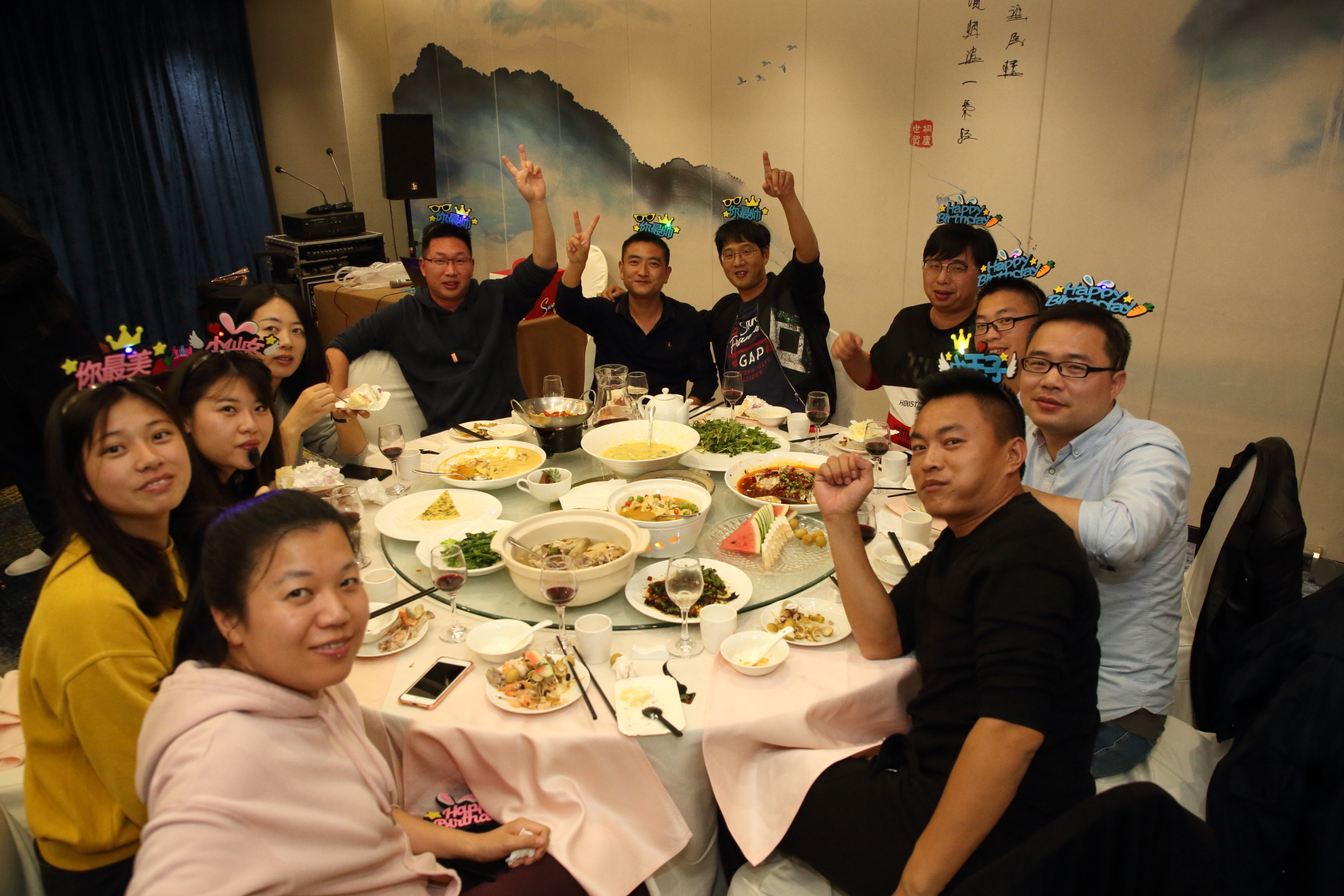 摩纳哥球迷举办团队建设活动,加强凝聚力的简单介绍 摩纳哥球迷举办团队建设活动,加强凝聚力的简单介绍