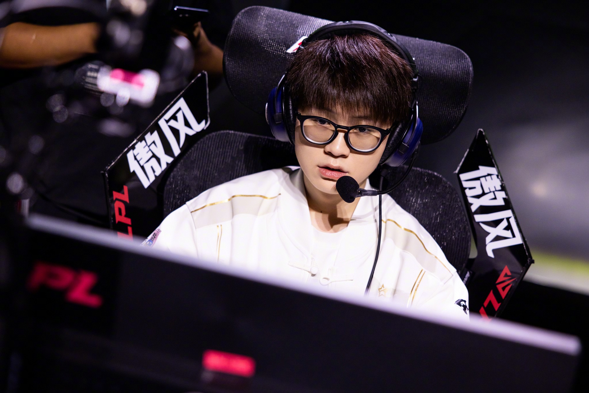 世俱杯赛程-IG险胜TES,Meiko拿下关键大龙强强对话成都决赛之夜,点燃全场激情