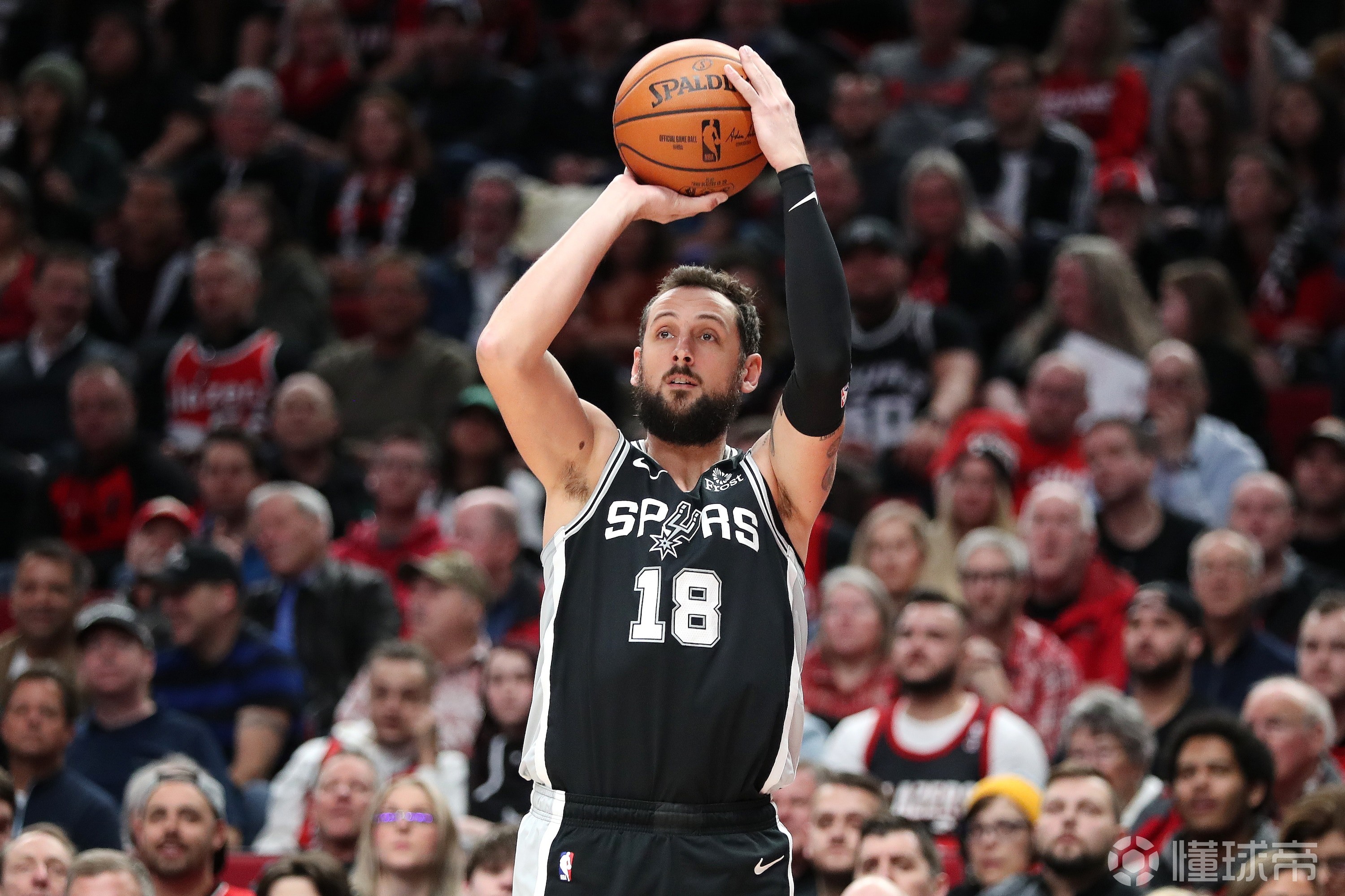 马刺队老将宣布退役,结束传奇生涯 马刺队老将宣布退役,结束传奇生涯