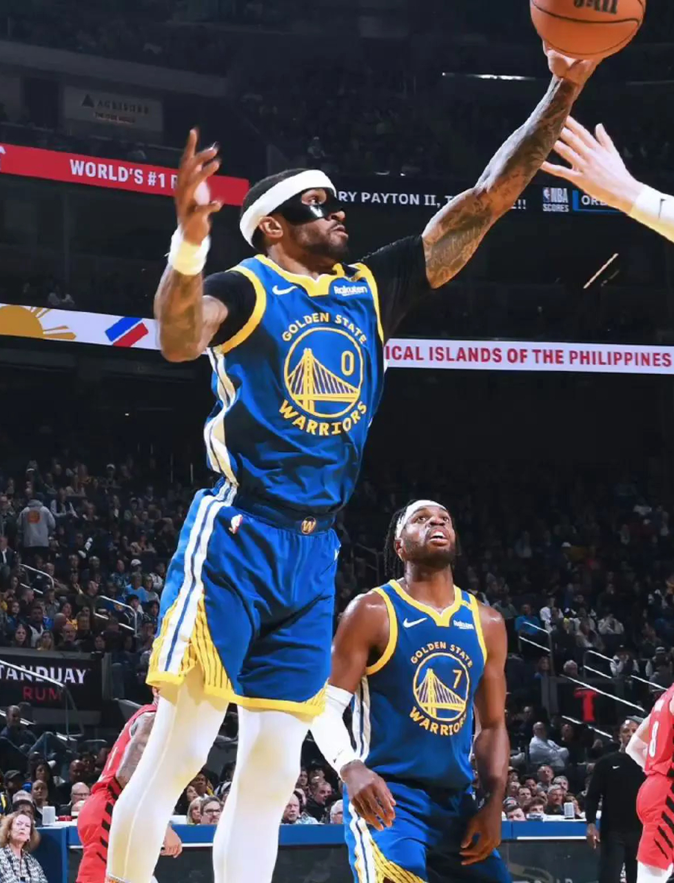 勇士队战胜开拓者,取得三连胜 勇士队战胜开拓者,取得三连胜