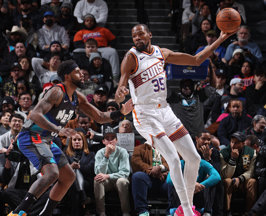 篮网轻取独行侠,杜兰特再砍30+ 篮网轻取独行侠,杜兰特再砍30+