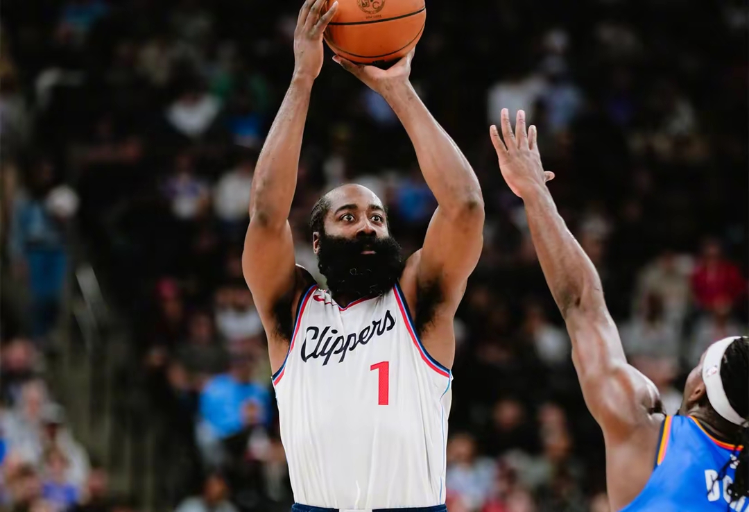 快船主场大胜雷霆,哈雷尔高效砍分的简单介绍 快船主场大胜雷霆,哈雷尔高效砍分的简单介绍