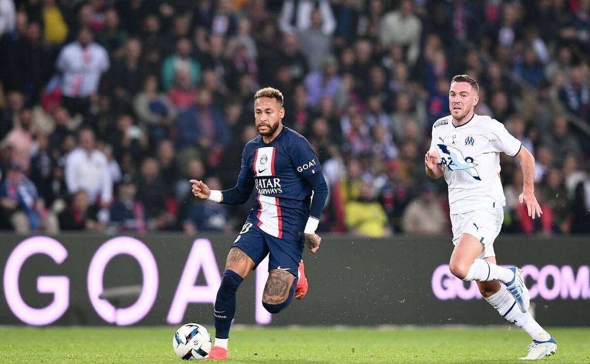 世俱杯-阿雅克肖在法甲比赛中获得积极成绩