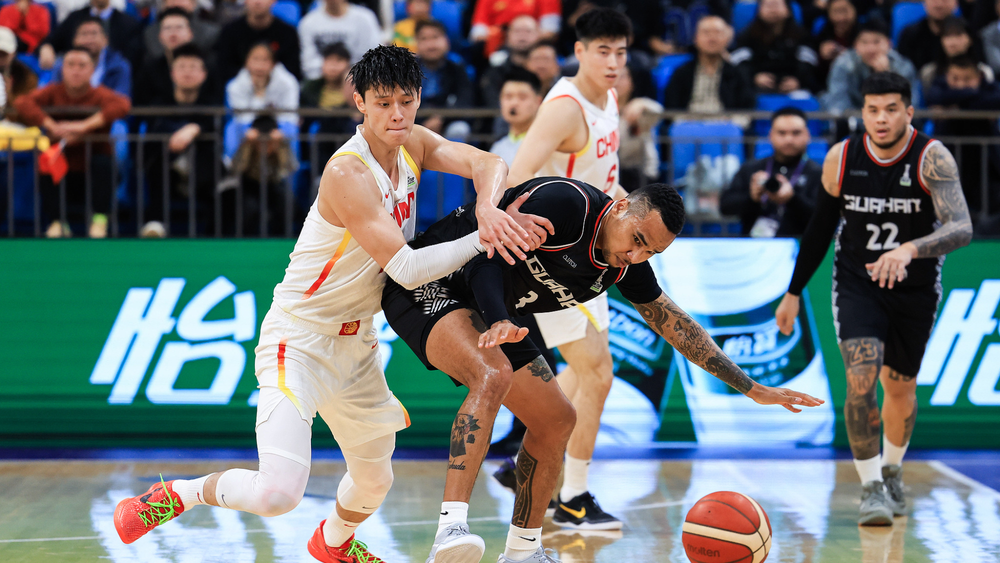 湖南男篮战胜对手，表现出色