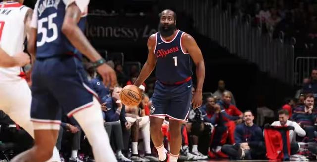 世俱杯官网-灰熊惨败太阳,哈登轰下40分