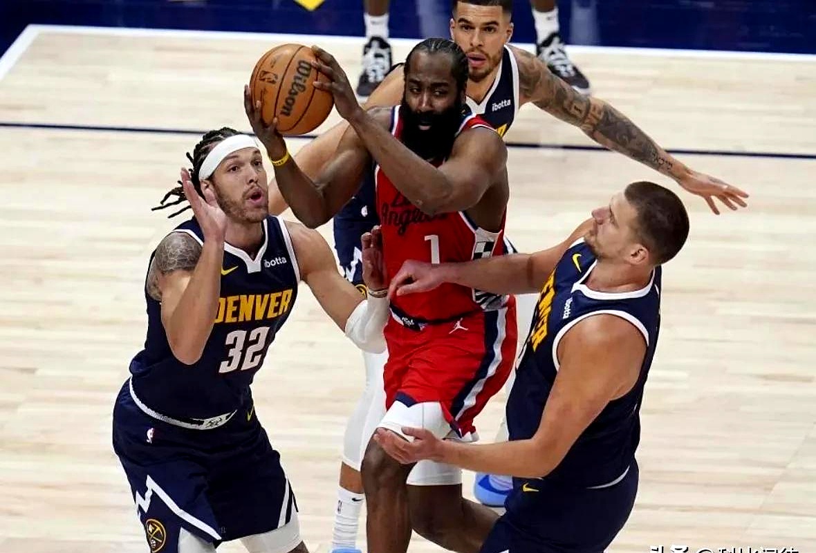 快船关键时刻反超黄蜂,哈雷尔带队取胜 快船关键时刻反超黄蜂,哈雷尔带队取胜