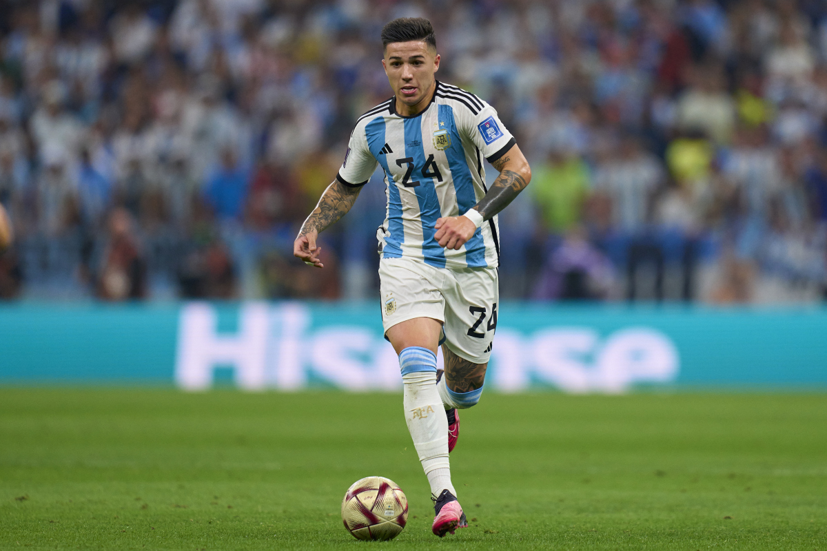 巴西险胜阿根廷，阿尔瓦雷斯扛起全队