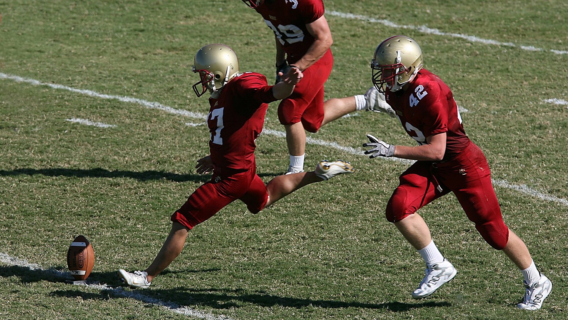 北欧神矛刺穿伊比利亚铁壁,波尔一人统治全场,瑞典队横扫葡萄牙